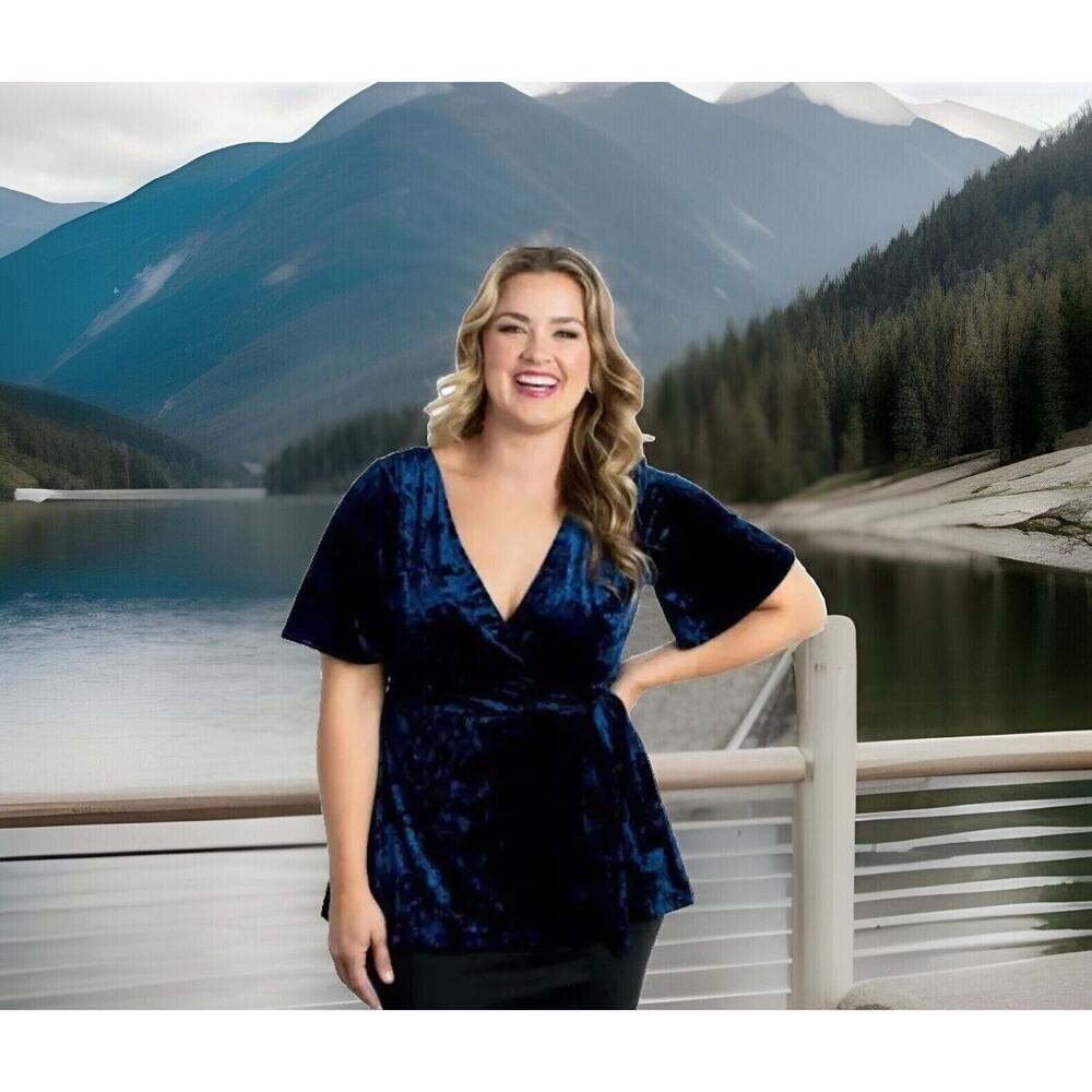 Kiyonna Navy Blue Top Velvet Vixen Style 4X True Wrap Flutter Sleeves Slimming